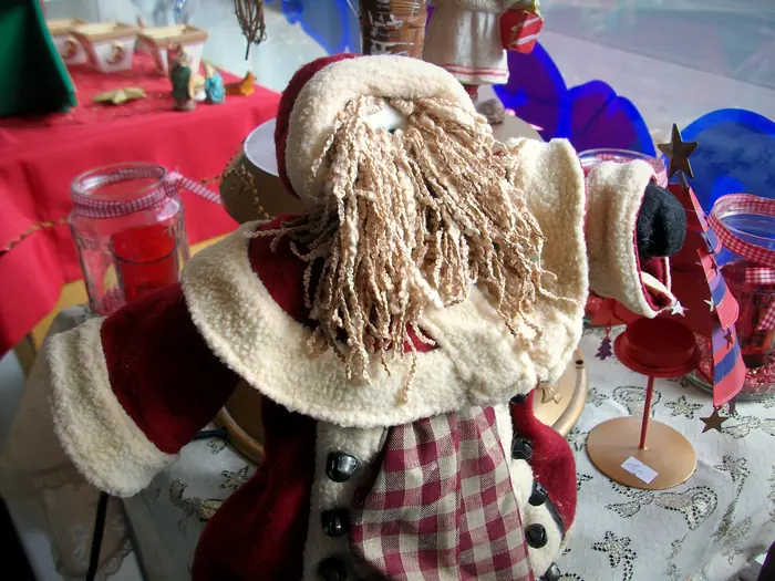 Weihnachtsmann-Puppe